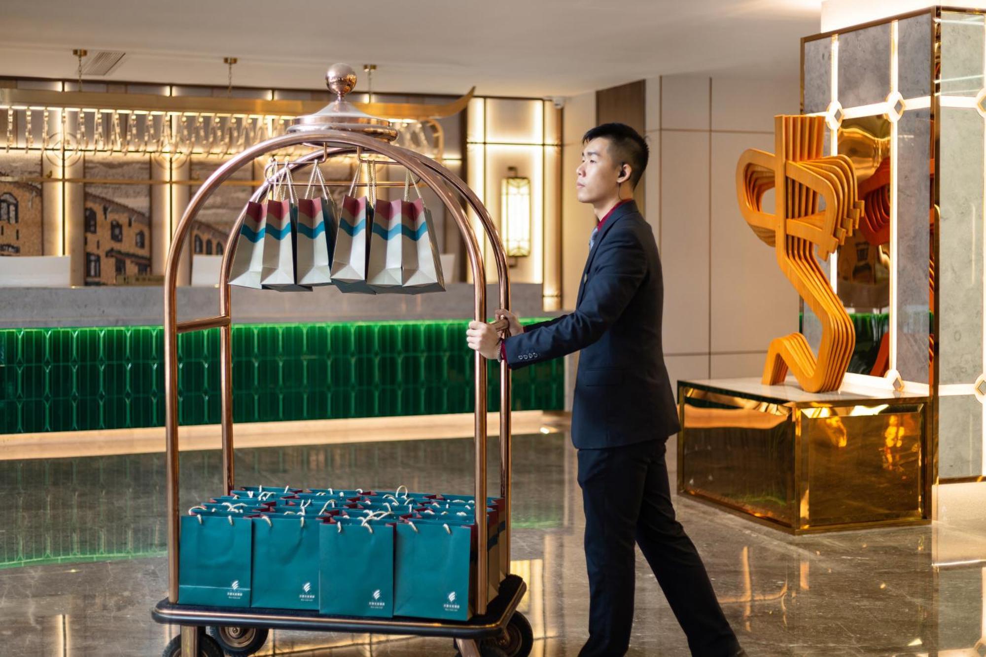 Guangzhou Wogo Yuanbao Hotel-Zhujiang New Town-Free Canton Fair Shuttle Bus & Overseas Buyer Registration Services Exterior photo